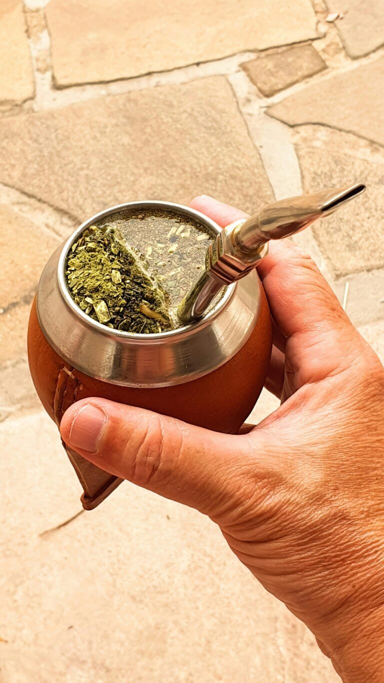 cebar un buen mate espumoso que dura mucho